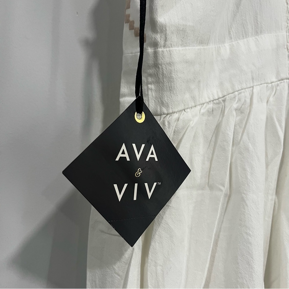 Women’s Embroidered Maxi Tiered Dress Adjustable Straps Ava & Viv Ivory Size 2X - Picture 5 of 7